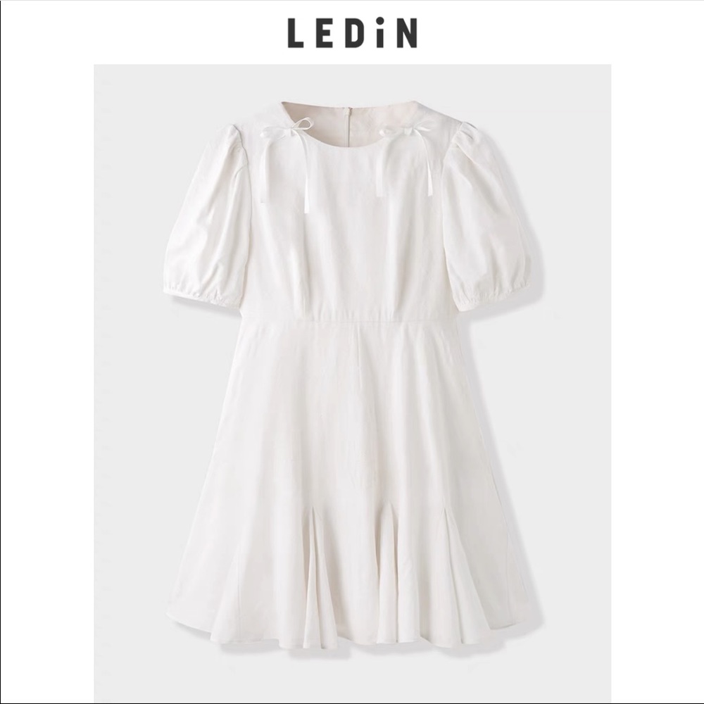 Ledin white dress - Picture 3 of 5